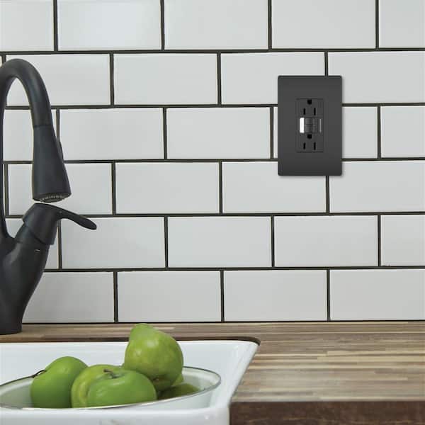 radiant 15 Amp 125-Volt Tamper Resistant GFCI Residential/Commercial Decorator Duplex Night Light Outlet, Black