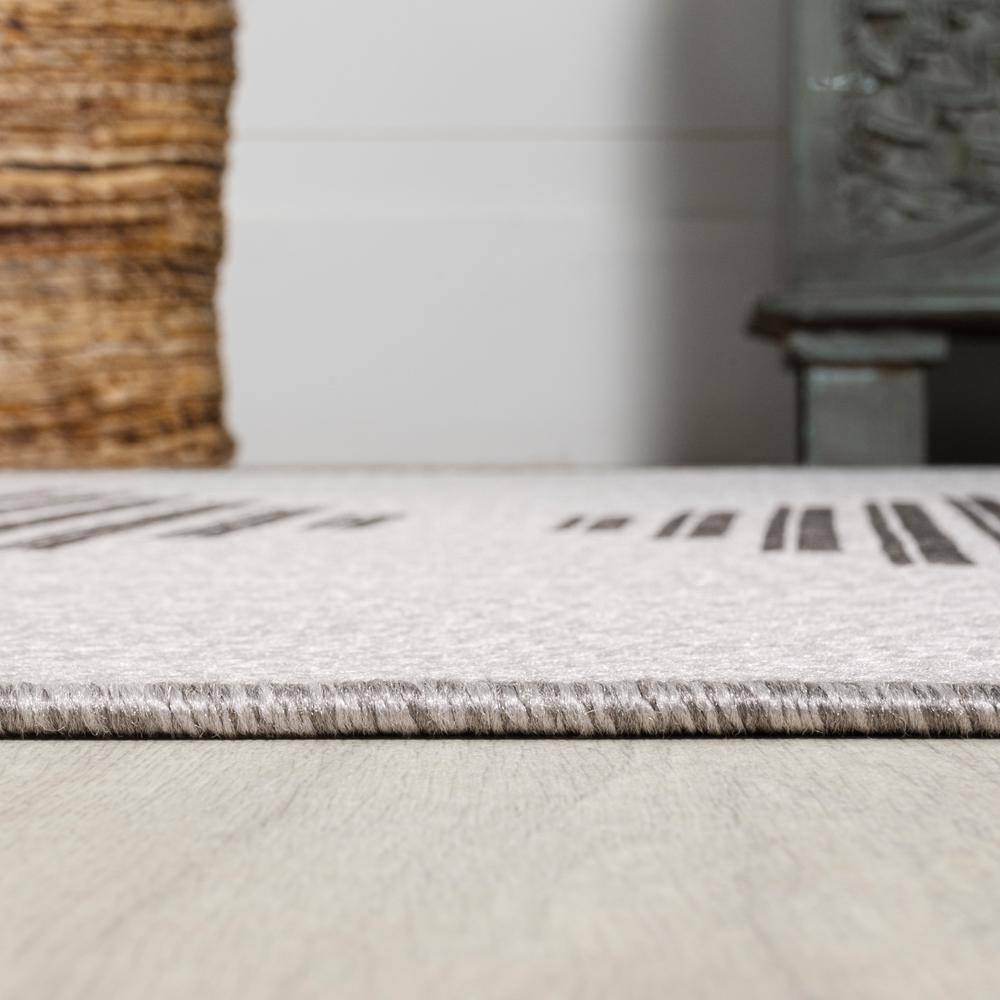 Light Gray and Black Synthetic Stripe Indoor/Outdoor Rug