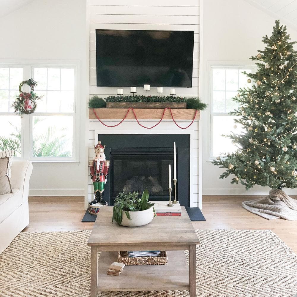 7.5-Foot Virginia Fir Artificial Christmas Tree with Clear Smart Lights