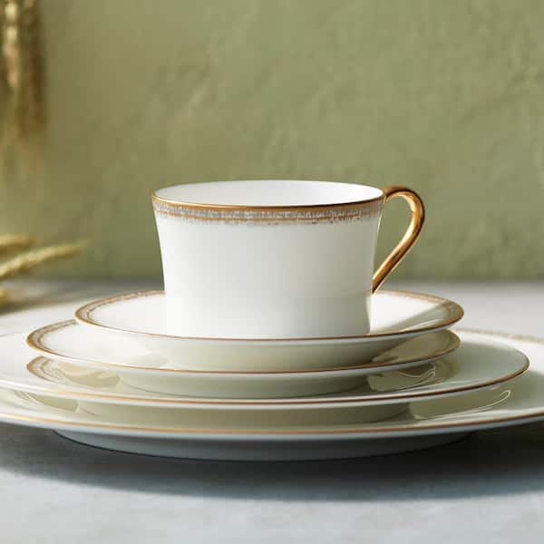 GIBSON HOUSEWARES Coffee Cups China GOLD RIM SET of 7