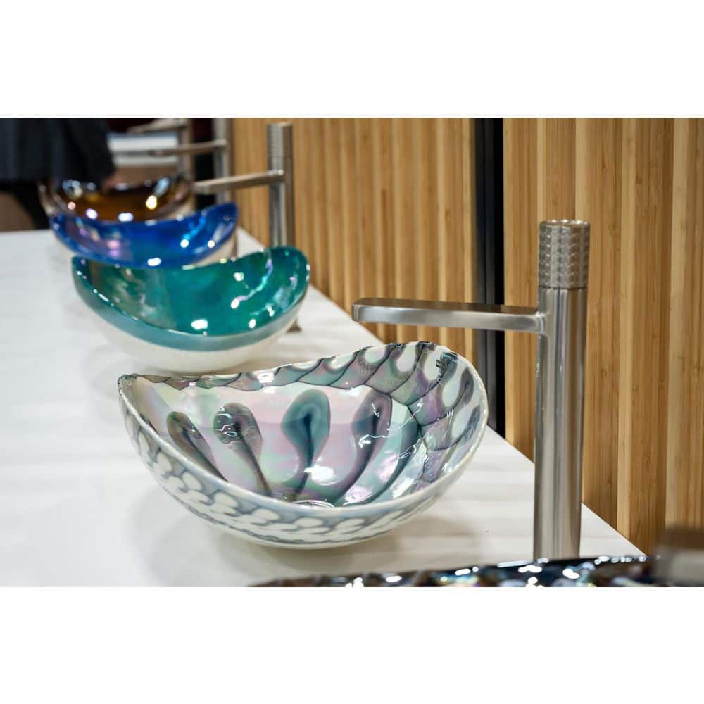 Murano 18.5'' Spira Luxe Pearl White Glass Oval Bathroom Sink