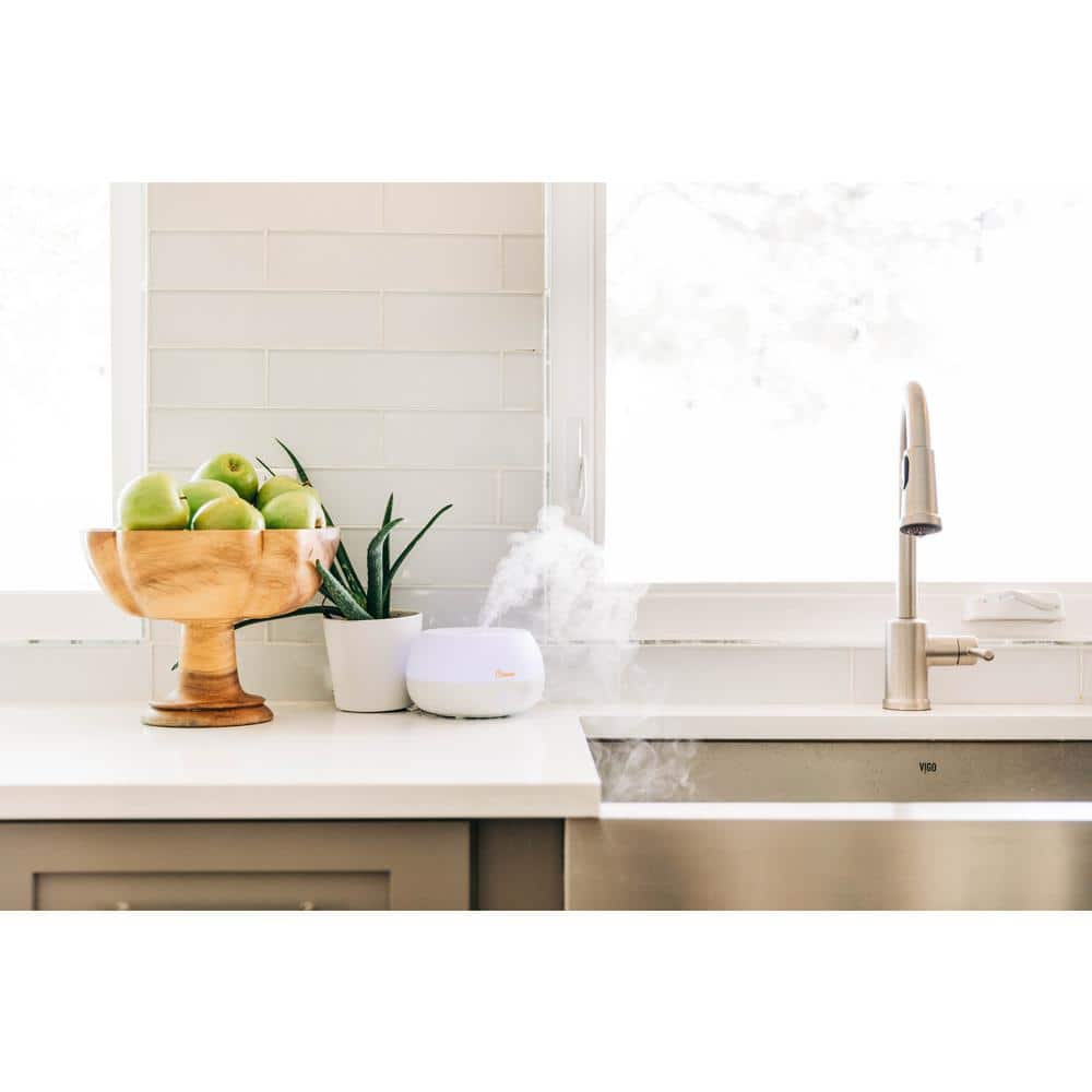 White Ultrasonic Cool Mist Humidifier and Aroma Diffuser