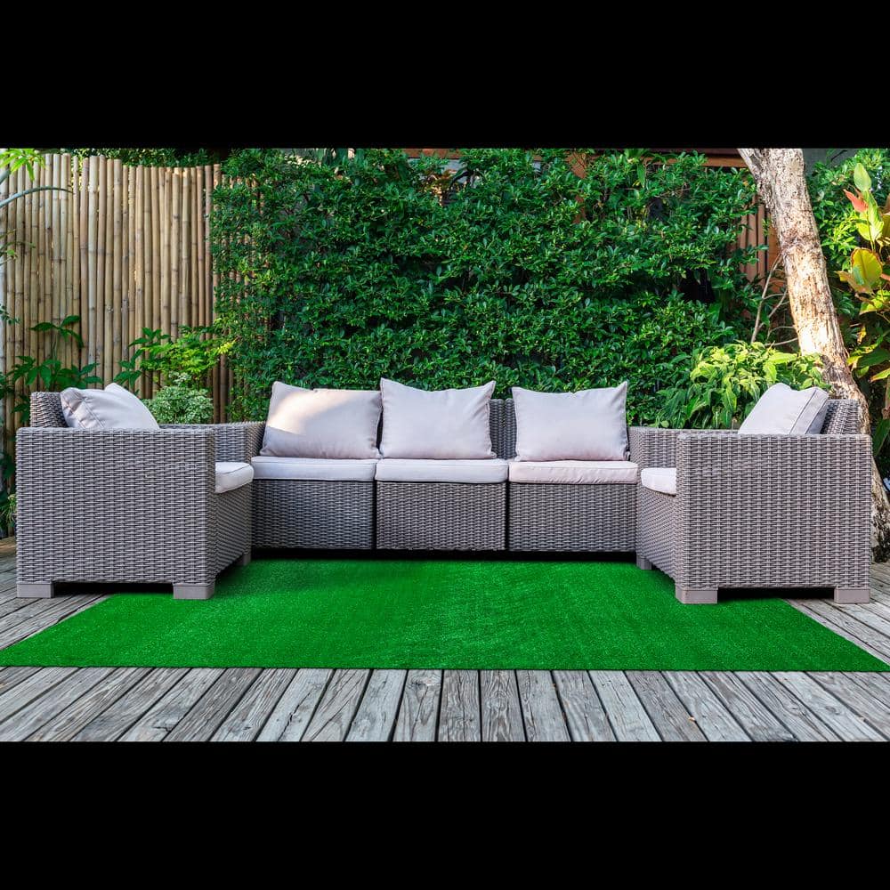 Garland Green Artificial Grass 3' x 5' Indoor/Outdoor Rug