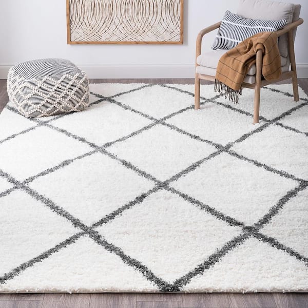 Soho Shag Diamond White 8 ft. x 10 ft. Indoor Area Rug