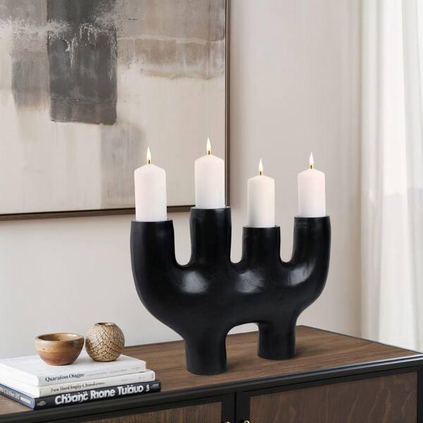 Liv & Skye 18 in. Black Metal Sculptural 4-Pillar Holder 21520