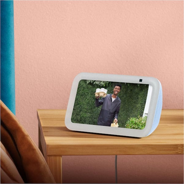 Amazon Echo Show 5 (3rd Gen), Smart Display with Deeper Bass and