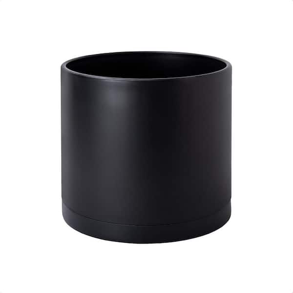 5.2 Qt. Black Plastic Indoor/Outdoor Planter with Saucer (8 in. W 5.2 Qt. Black Plastic Indoor/Outdoor Planter with Saucer (8 in. W
