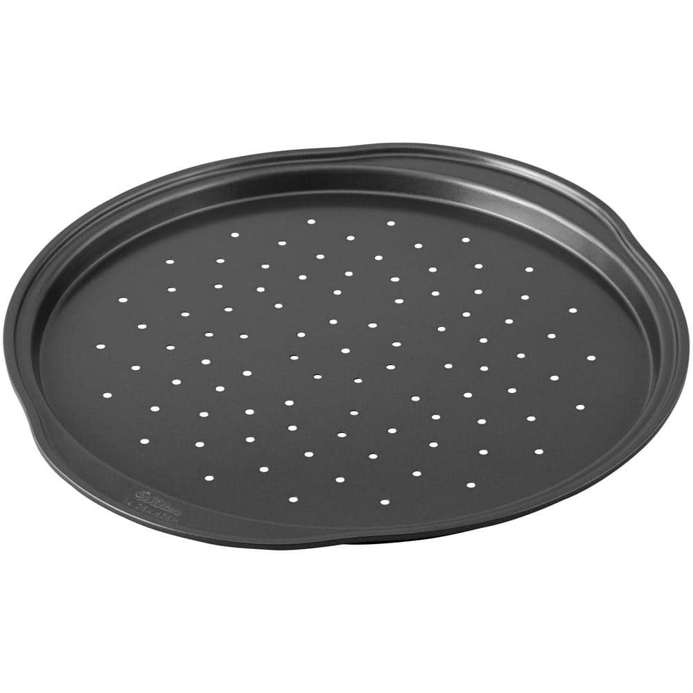 Wilton Embossed Round Pan 9 Christmas