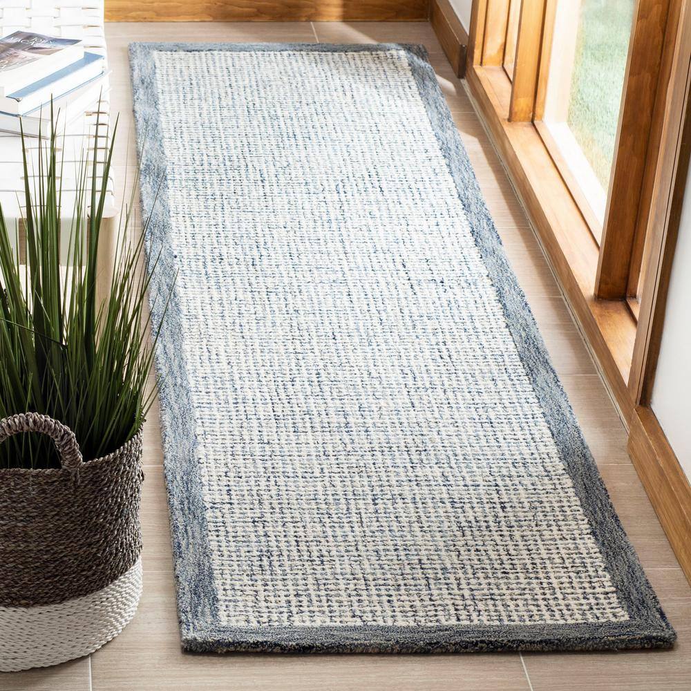 Navy and Ivory Abstract Hand-Tufted Wool Accent Rug - 27" x 5"