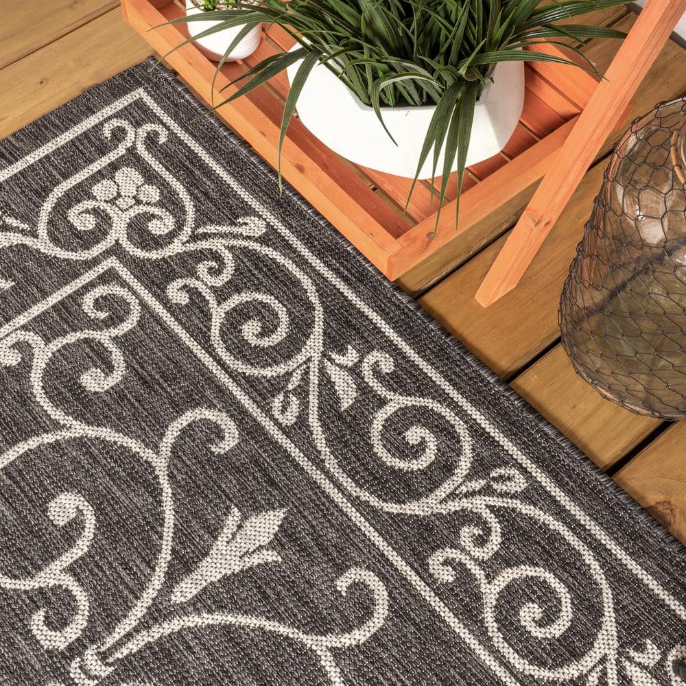 Black and Gray Synthetic Flat Woven Reversible Area Rug