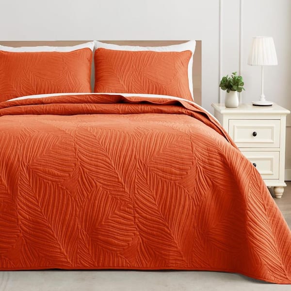 3-Piece Burnt Orange Polyester Queen All Seasons Quilt Set - With Leaf Pattern