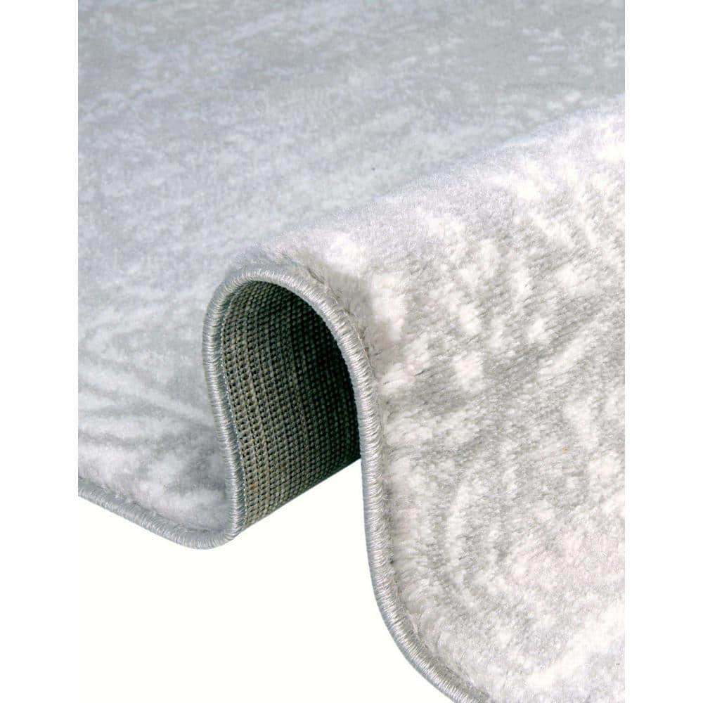 Elegant Monte Carlo 5' Square Light Gray Floral Synthetic Rug