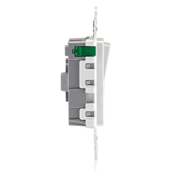 Leviton Decora 15 Amp Single-Pole Rocker Switch – 120/277V, Residential Grade, White (05601-H2W)