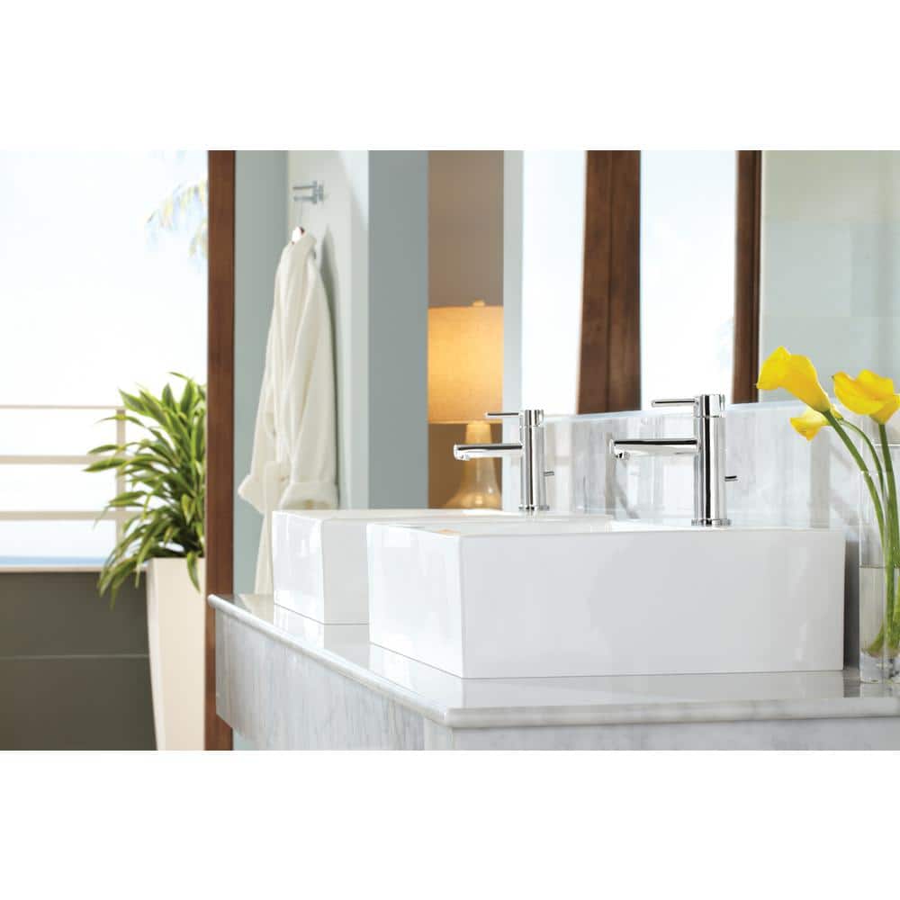 Align Modern Black Chrome Single Hole Bathroom Faucet with Drain Assembly