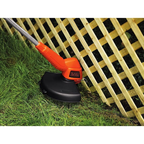 BLACK+DECKER 13 in. 4.0 Amp Corded Electric Straight Shaft Single Line  2-In-1 String Trimmer & Lawn Edger with Automatic Feed ST7700 - The Home  Depot