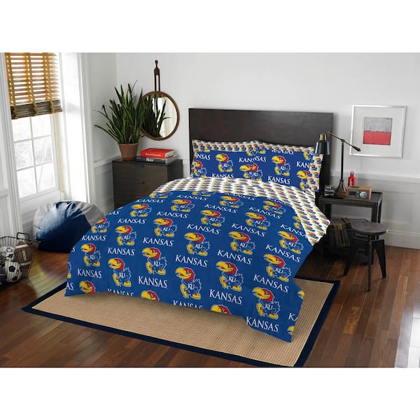 THE NORTHWEST GROUP 7-Pieces Multi-Color NCAA Rotary Kansas Polyester Queen Bed in Bag Set
