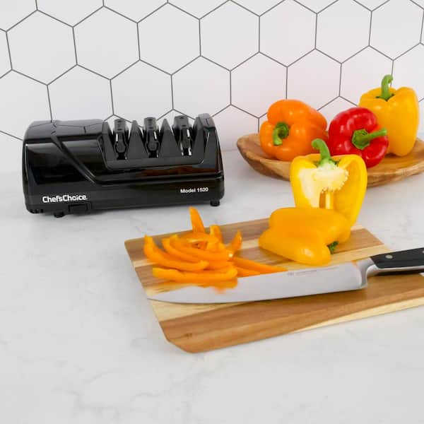 https://images.thdstatic.com/productImages/938bbbe0-b0ed-408d-8408-885249d7b30e/svn/black-chef-schoice-electric-knife-sharpeners-0115201-31_600.jpg