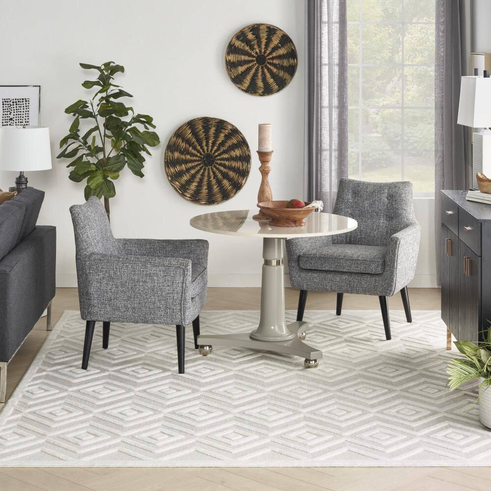 Ivory Diamond Easy-Care 9' x 12' Synthetic Indoor/Outdoor Rug