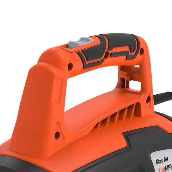 https://images.thdstatic.com/productImages/9393d3ae-29e5-4f01-bc2e-31be99f82c07/svn/yard-force-corded-leaf-blowers-yf13jbl-31_600.jpg