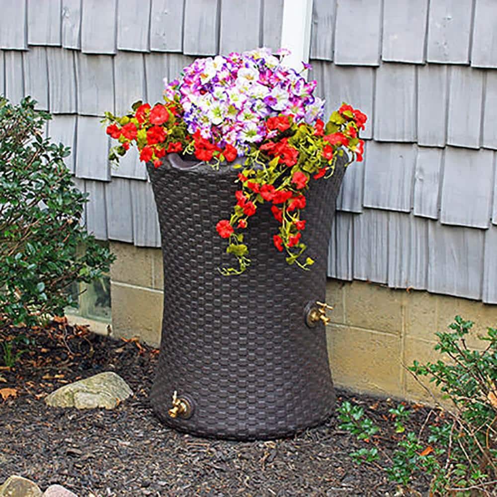 Black Wicker 50 Gallon Rain Barrel with Planter Top