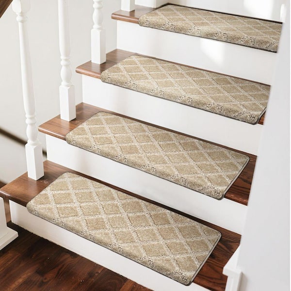 Bullnose Cream Gray Diamond Trellis 9.5 in. x 30 in. x 1.2 in. Polypropylene Carpet Stair Tread Cover Rug Mat Set of 12