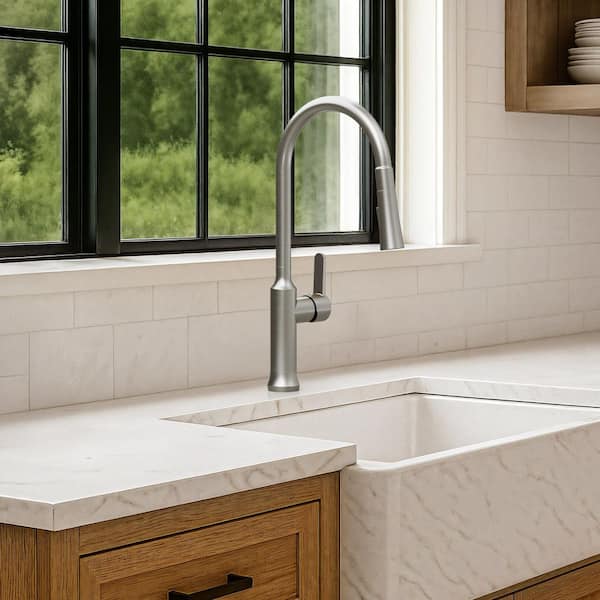 18.6 in. H Single-Handle Pull Down Sprayer Kitchen Faucet with 360° Swivel Spout, 1.6 GPM in Brushed Nickel