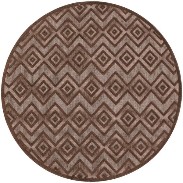 Versatile Brown 8 ft. x 8 ft. Diamond Contemporary Round Indoor Area Rug