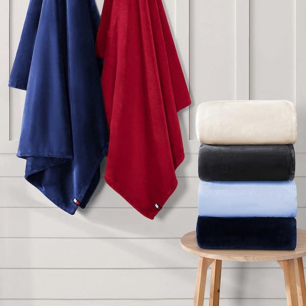 Tommy Hilfiger TH Solid Marine Blue Twin Plush Fleece Blanket 