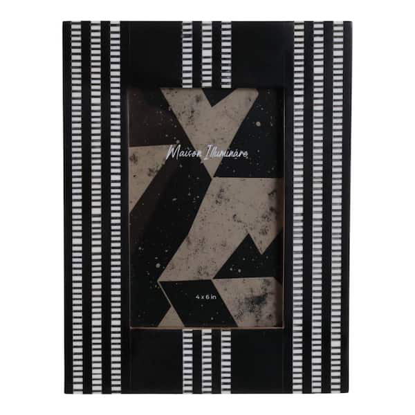 Liv & Skye 4 in. x 6 in. Black Resin Ridged Stripes Photo Frame