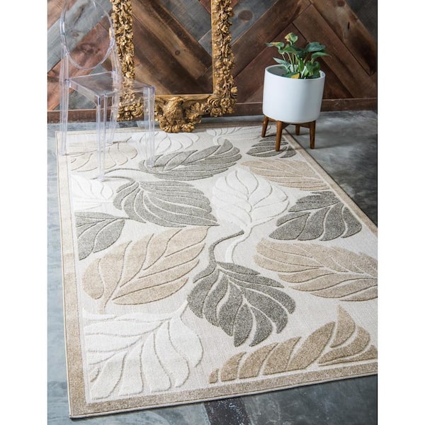 Indoor/Outdoor Augusta Beige 7' 0 x 10' 0 Area Rug