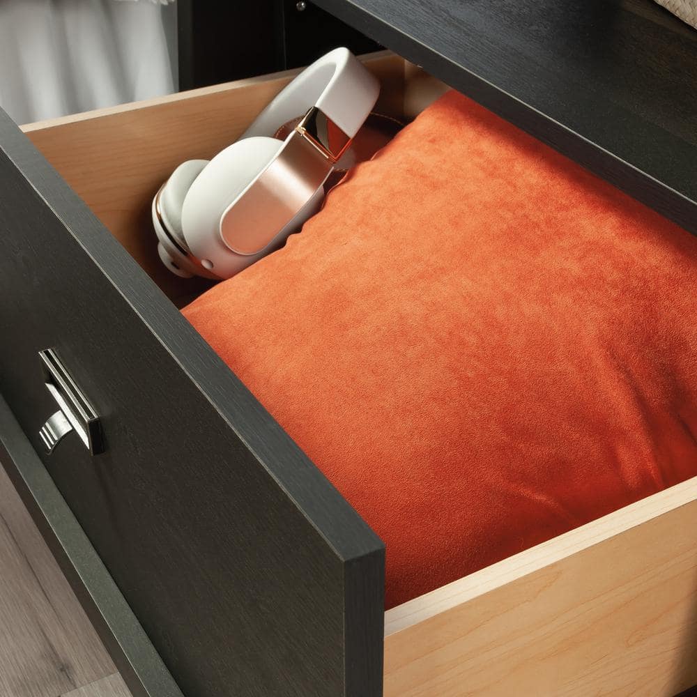 Raven Oak Country-Style Engineered Wood 1-Drawer Nightstand