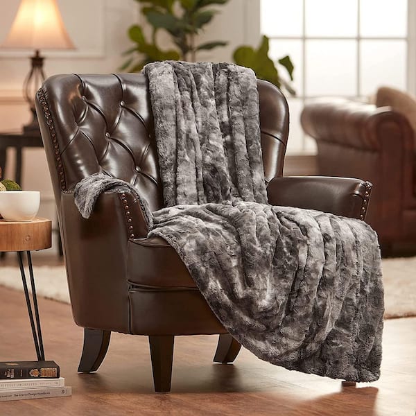 Wolf Gray Polyester Throw Blanket with Reversible Sherpa Shearling - 60 in. x 70 in.