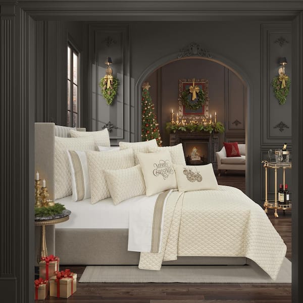 Unbranded Gabriel Winter White Polyester Full/Queen 3Pc. Quilt Set