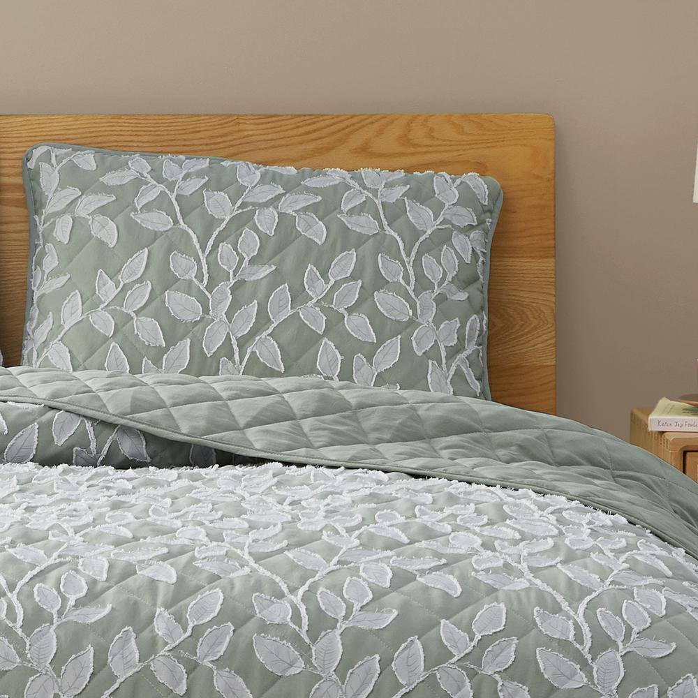 Full White Reversible Cotton Jacquard Quilt Set