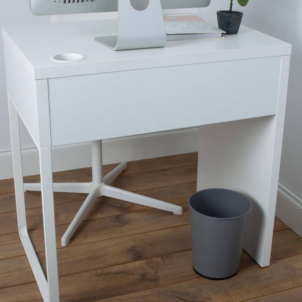 Gray Stainless Steel 5-Liter Round Wastebasket