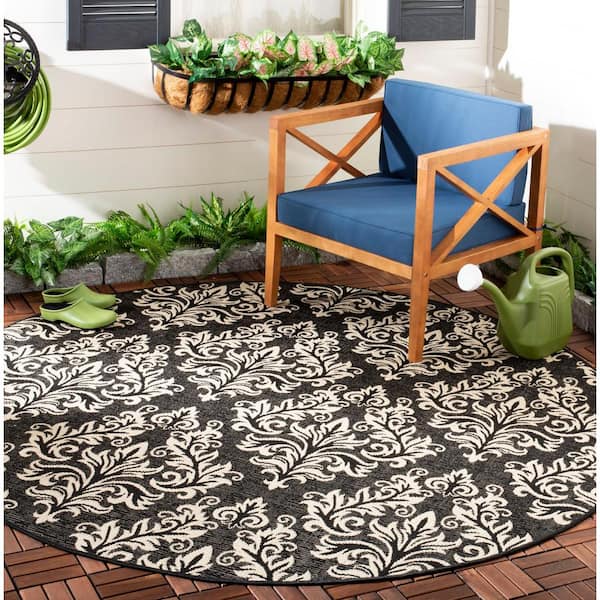Courtyard Black/Cream 7 ft. x 7 ft. Round Floral Indoor/Outdoor Patio  Area Rug