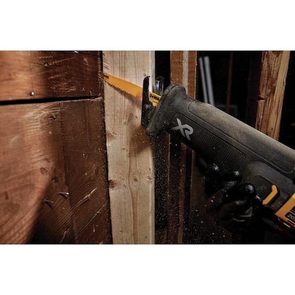 Black & Decker-Dewalt 4808  6 Inch 14 TPI Straight Back Bi