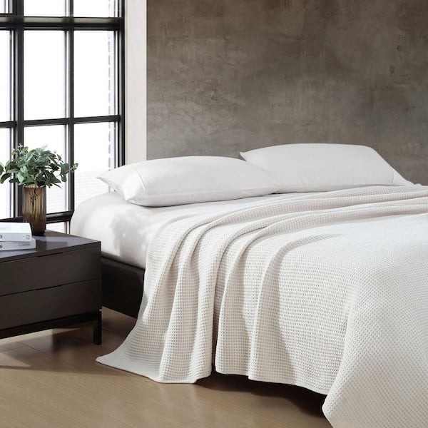 Vera wang waffle online weave blanket