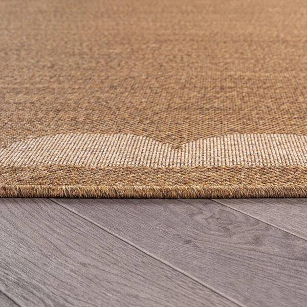 Scallop Border Sand/Natural Easy-Care Jute-Style Indoor/Outdoor Flat Woven Area Rug 2 ft. 3 in. x 8 ft. Sand