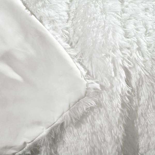 Lush Decor Emma Faux Fur Throw, White