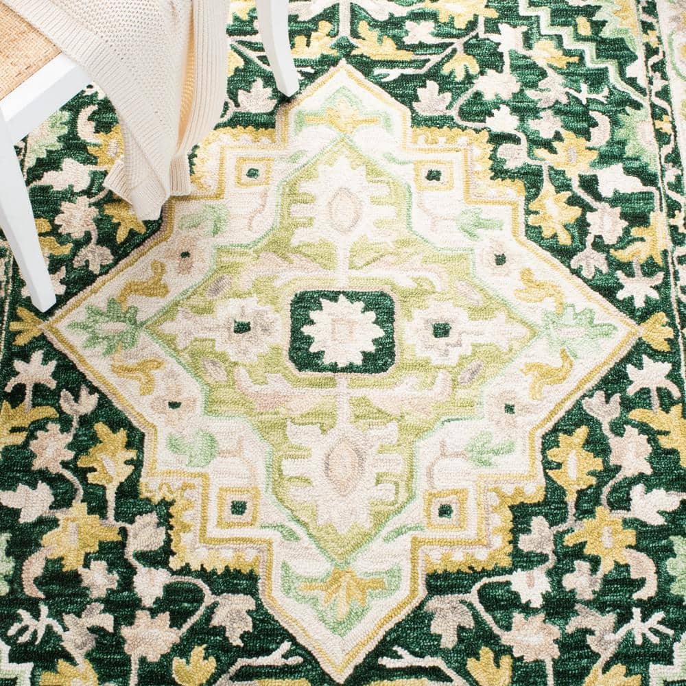 Aspen Green and Ivory Floral Wool 8' x 10' Area Rug