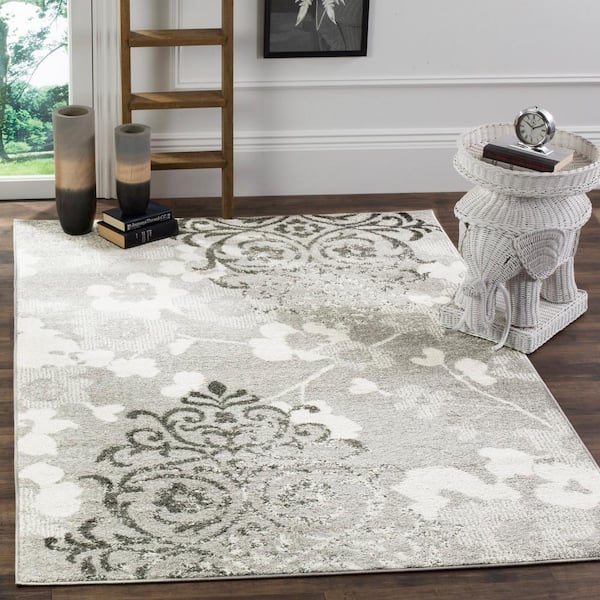 Adirondack Silver/Ivory 4 ft. x 6 ft. Floral Area Rug