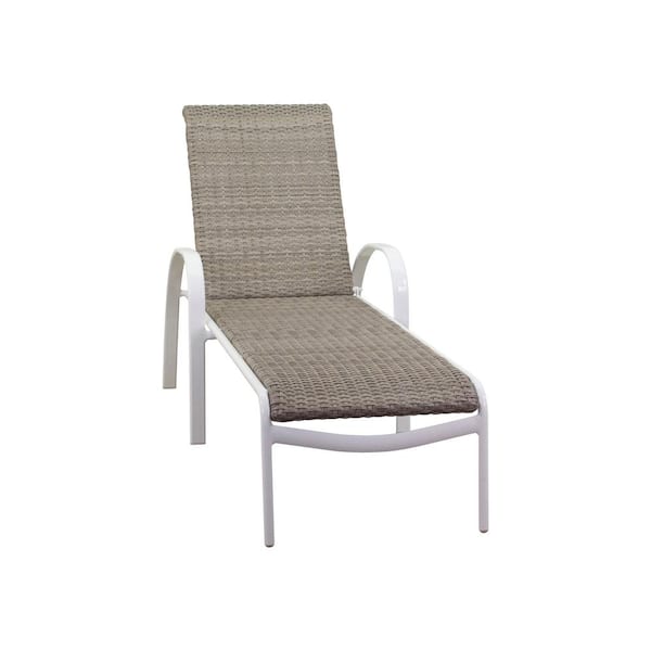 Courtyard Casual Santa Fe Wicker 3 PC Chaise Lounge Set Includes One 20 End Table and Two Chaise Loungers - White