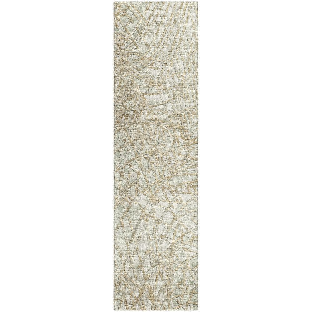 Rylee Green 2 ft. 3 in. x 7 ft. 6 in. Geometric Indoor/Outdoor Area Rug