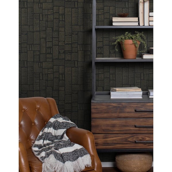 Black and Gold Metallic Crafted Editorial Non Woven Preium Paper Peel and Stick Matte Wallpaper 34.2 sq. ft