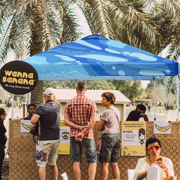EAGLE PEAK 10 ft. x 10 ft. Pop Up Canopy Tent Instant Outdoor Canopy with 4-Sand Bags