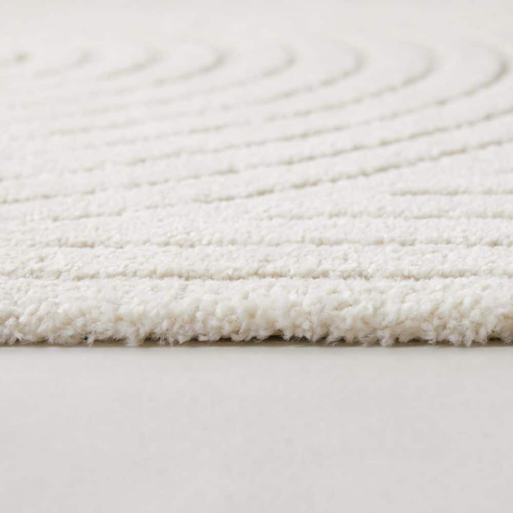 Rectangular 9' x 12' Cream Synthetic Stain-Resistant Rug