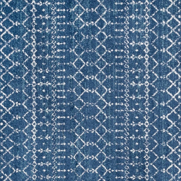 Moroccan Hype Boho Vintage Diamond Blue/White 5 ft. x 5 ft. Square Area Rug