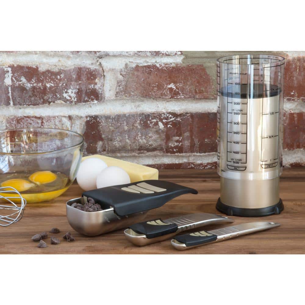 Adjustable Champagne Satin Plastic Measuring Cup Set, 4-Piece