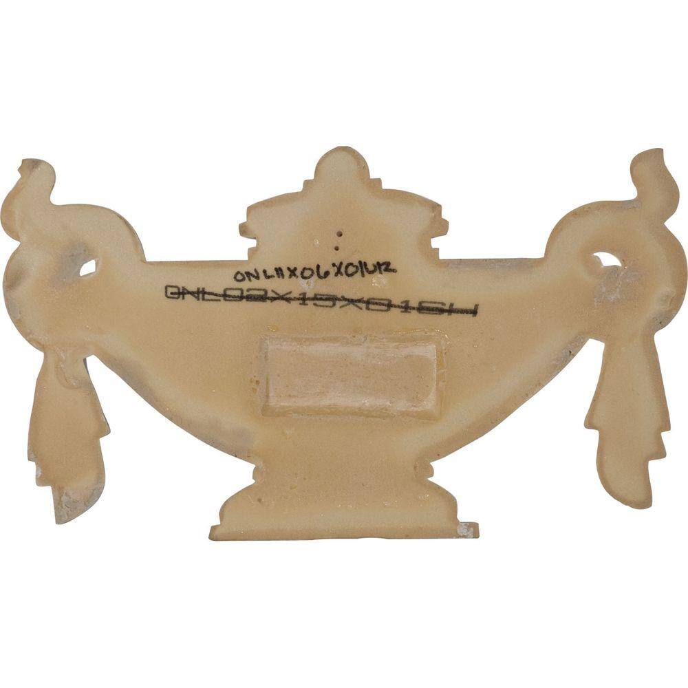 Gray Polyurethane Salem Urn Center Onlay Moulding